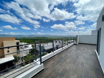 RENTA CASA AMPLIA EN ZIBATA 3 RECAMARAS CON BAÑO TERRAZA VISTA PANORAMICA