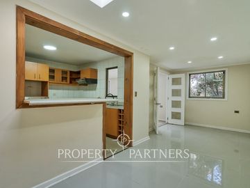 Oportunidad !!  Venta de casa en Condominio. Sector Arboleda de Peñalolén