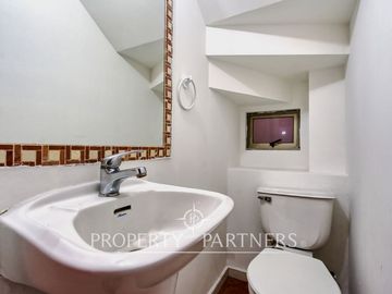 Oportunidad !!  Venta de casa en Condominio. Sector Arboleda de Peñalolén