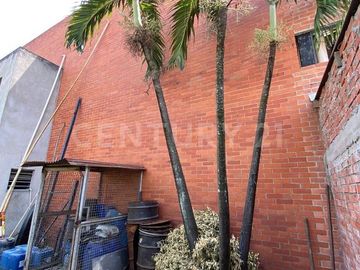 VENTA BODEGA MENGA