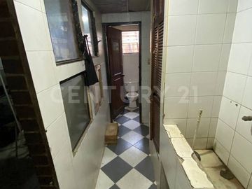 VENTA BODEGA MENGA