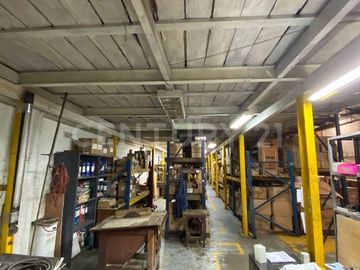 VENTA BODEGA MENGA