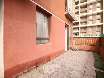 DEPTO CON PATIO