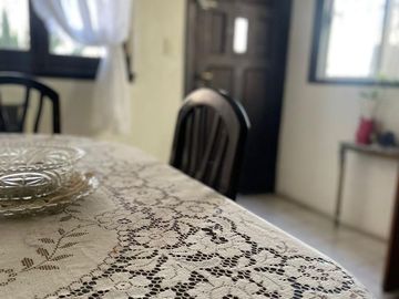 ZONA RESIDENCIAL- LOTE PROPIO  240 m2 - COCHERA Y FONDO CON DEPENDECIA