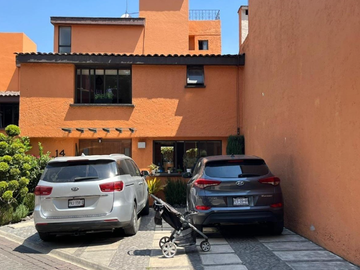 Casa en Venta en Conjunto con doble Seguridad