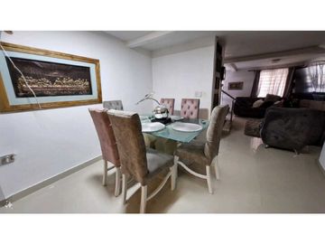 Amplia y moderna casa en Dosquebradas-Risaralda