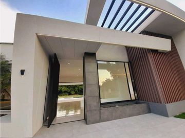 Casa campestre de lujo en Cerritos-Pereira