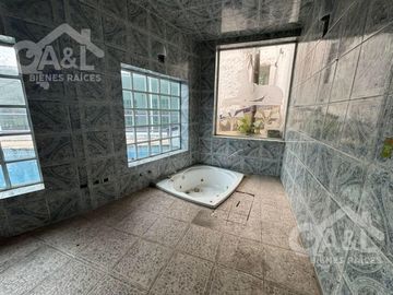 Casa en Venta Estilo  Mediterráneo  Fraccionamiento  Jardines de las Animas