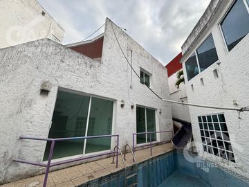 Casa en Venta Estilo  Mediterráneo  Fraccionamiento  Jardines de las Animas