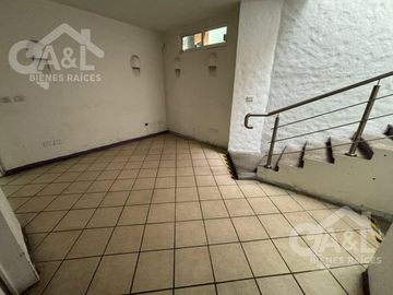 Casa en Venta Estilo  Mediterráneo  Fraccionamiento  Jardines de las Animas