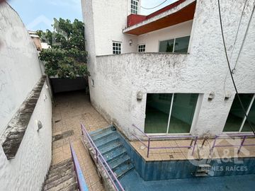 Casa en Venta Estilo  Mediterráneo  Fraccionamiento  Jardines de las Animas