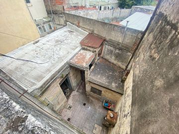 CASA A RECICLAR O LOTE EN PATERNAL