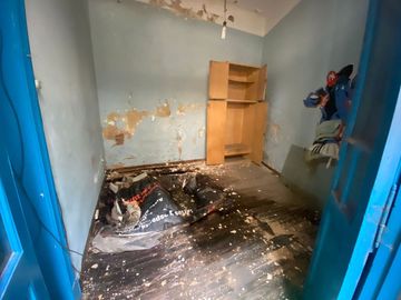 CASA A RECICLAR O LOTE EN PATERNAL