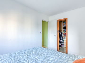 VENTA. BARRACAS. DEPARTAMENTO 4 AMBIENTES