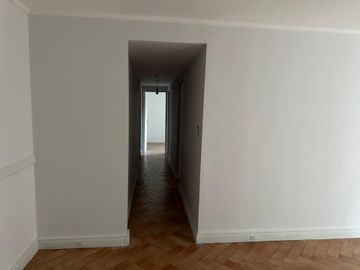 VENTA. BARRACAS. DEPARTAMENTO 4 AMBIENTES