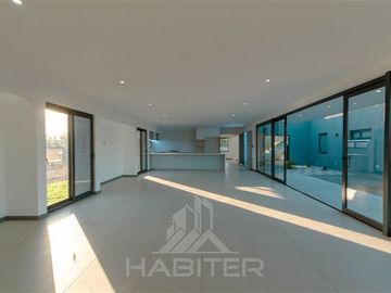 Casa en Venta en Reserva Huilquilemu
