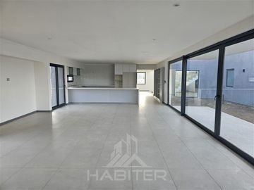 Casa en Venta en Reserva Huilquilemu