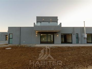 Casa en Venta en Reserva Huilquilemu