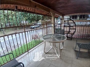 SE VENDE CASA EN VILLA LUCRE 3 RECMARAS KAF