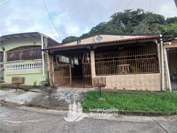 SE VENDE CASA EN VILLA LUCRE 3 RECMARAS KAF