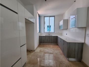 Se vende penthouse en Bella Vista - Ph Dynasty (DB)