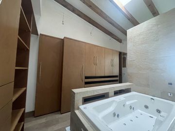 CASA en VENTA, CLUB DE GOLF LOS ENCINOS, LERMA, ESTADO DE MÉXICO