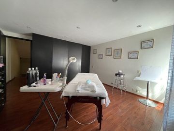 Venta Casa en Tecamachalco con amplios espacios y muy iluminada