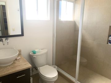 HERMOSA CASA  EN RENTA EN LERMA EDO. DE MEXICO