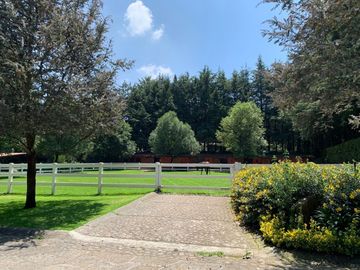 ESPECTACULAR  RESIDENCIA EN EXCLUSIVO FRACCIONAMIENTO