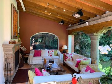 ESPECTACULAR  RESIDENCIA EN EXCLUSIVO FRACCIONAMIENTO