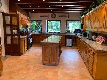 ESPECTACULAR  RESIDENCIA EN EXCLUSIVO FRACCIONAMIENTO