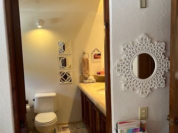 Bonita casa en venta, Club de Golf Los Encinos
