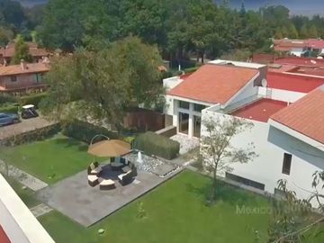 En venta Residencia en Club de Golf Los Encinos