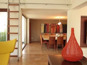 En venta Residencia en Club de Golf Los Encinos