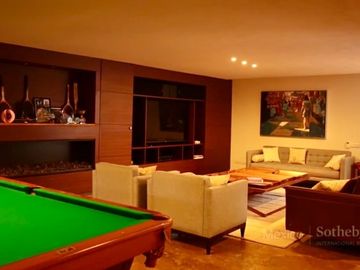 En venta Residencia en Club de Golf Los Encinos