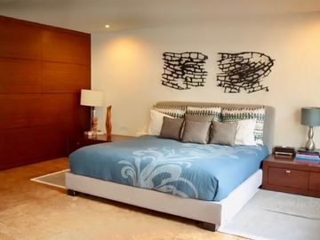 En venta Residencia en Club de Golf Los Encinos