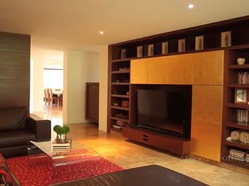 En venta Residencia en Club de Golf Los Encinos