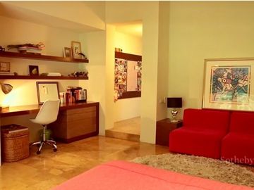 En venta Residencia en Club de Golf Los Encinos