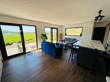 Palmilla, Casas Nuevas con Vista Panorámica