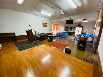 Vendo propiedad comercial ubicada en la esquina de calle Esmeralda con O'Brien