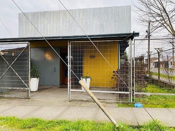 Vendo propiedad comercial ubicada en la esquina de calle Esmeralda con O'Brien