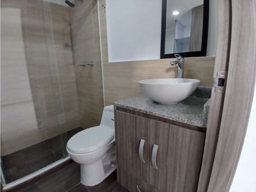 Apartamento Itagui en unidad completa piso intermedio