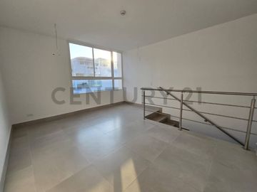 Venta Casa con Vista al Rio en Isla Mocoli