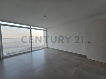 Venta Casa con Vista al Rio en Isla Mocoli