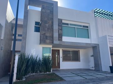 Casa en venta Lomas de Angelópolis III
