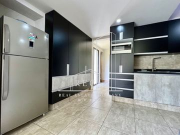 Hermosa casa en venta - Enorme jardín, diseño en una planta