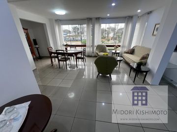 Depa 2do piso de residencia en Corpac