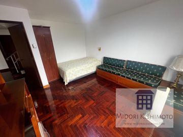 Depa 2do piso de residencia en Corpac
