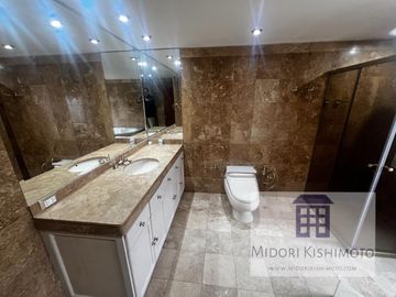 Depa 2do piso de residencia en Corpac