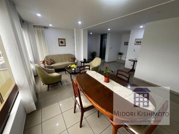 Depa 2do piso de residencia en Corpac